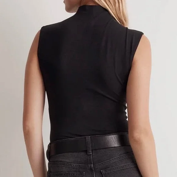 Madewell FunnelNeck Cropped‎ Muscle Tee Size L - Picture 3 of 5